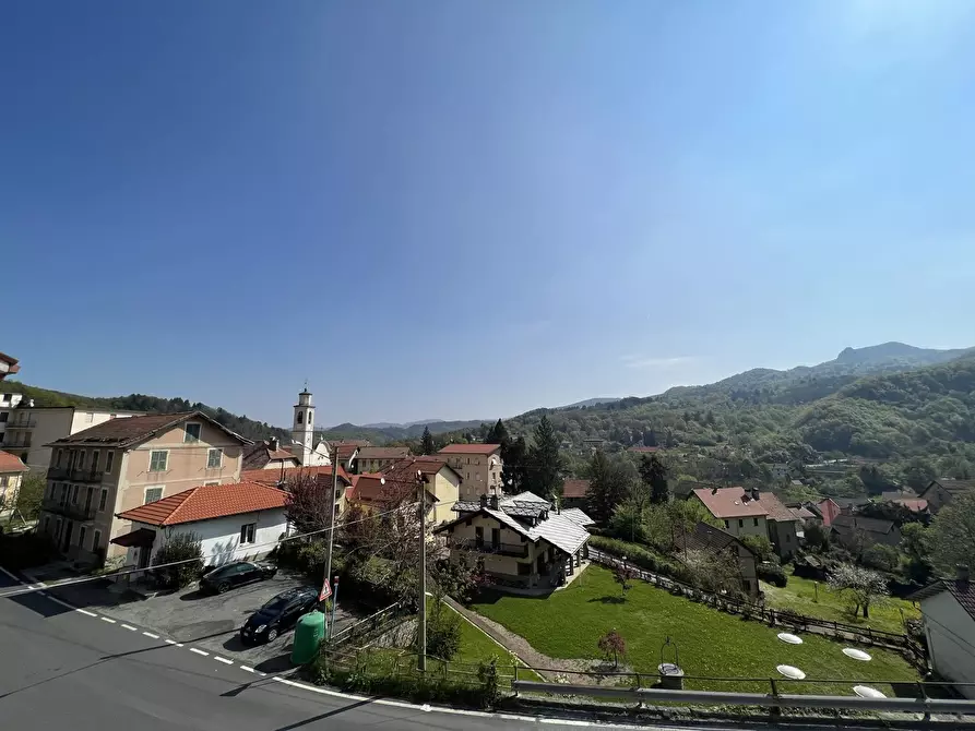 Immagine 11 di Palazzo in vendita  a Urbe