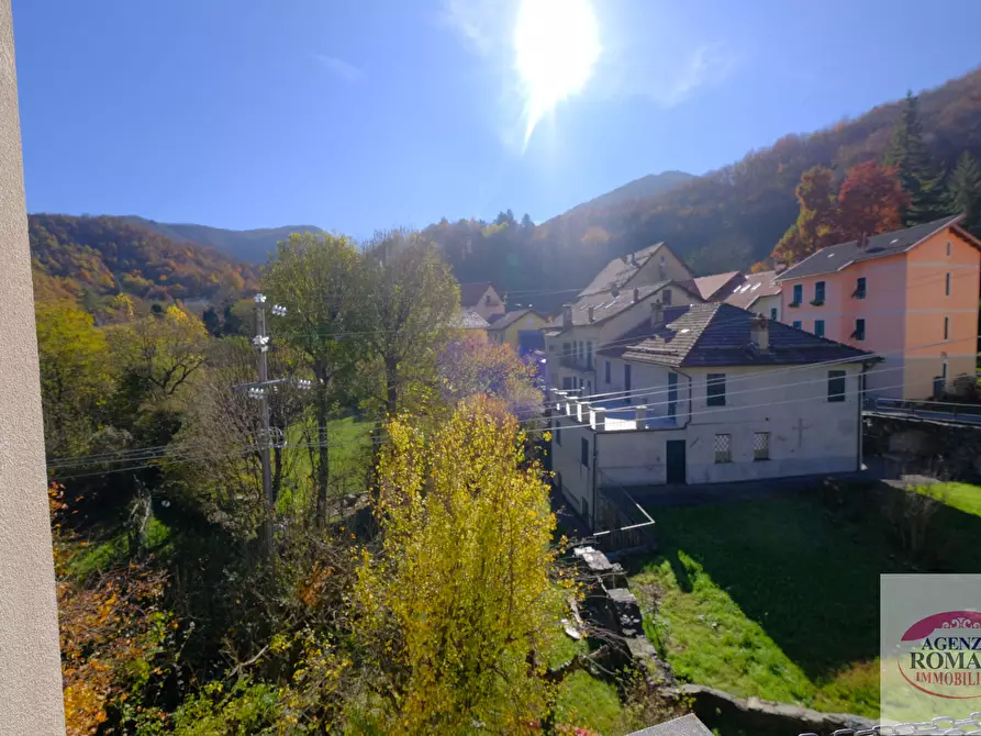 Immagine 39 di Casa indipendente in vendita  a Urbe