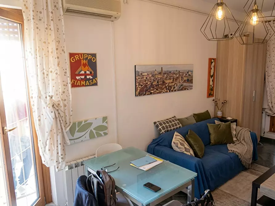 Immagine 5 di Bilocale in vendita  in Via dei Giustiniani 17/22 a Genova