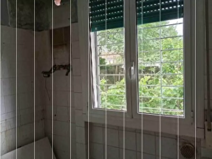 Immagine 3 di Quadrilocale in vendita  in Via Monfenera 9B a Genova