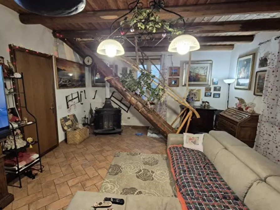 Immagine 4 di Villa in vendita  in Via Nostra Signora della Guardia 94 a Castiglione Chiavarese