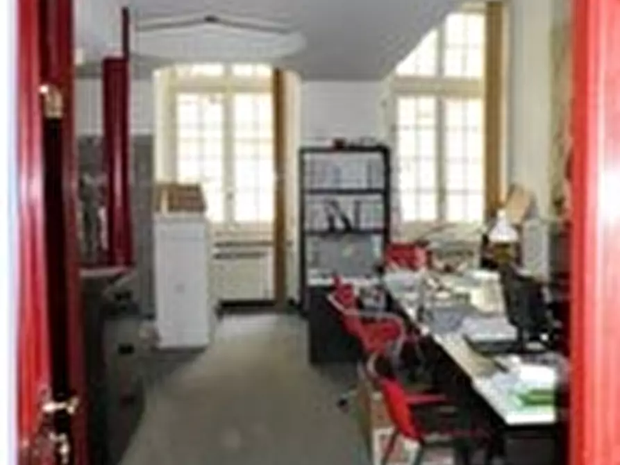 Immagine 7 di Palazzo in vendita  in Piazza Campetto 9 a Genova