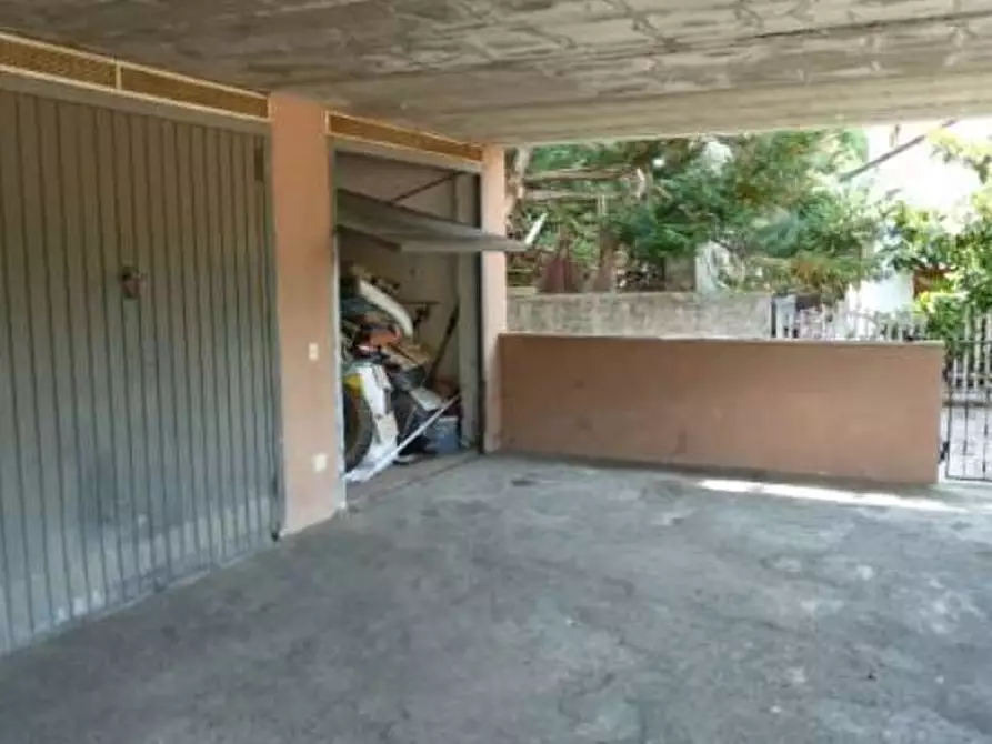 Immagine 1 di Garage in vendita  in Via G. Airenta 3 a Rossiglione