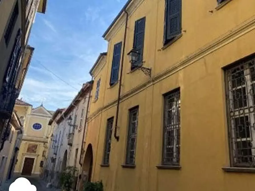 Immagine 1 di Casa indipendente in vendita  in Via Padre Michele 19 a Tortona