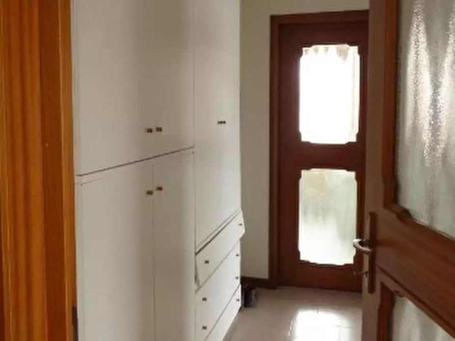 Immagine 5 di Quadrilocale in vendita  in Via Beppe Fenoglio 14a a Cuneo