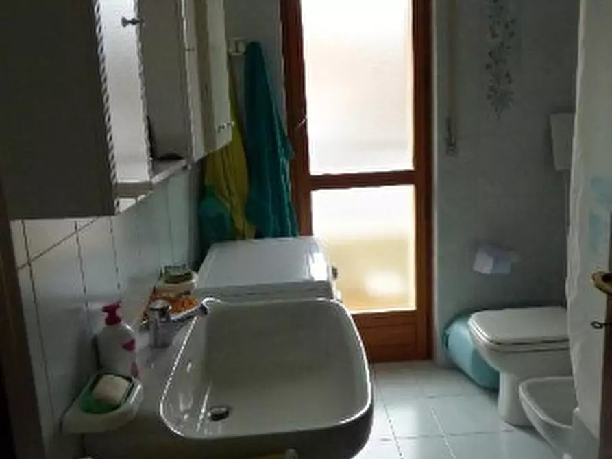 Immagine 6 di Quadrilocale in vendita  in Via Beppe Fenoglio 14a a Cuneo