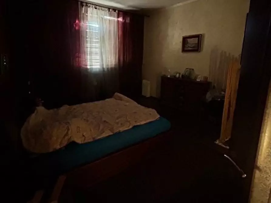 Immagine 7 di Pentalocale in vendita  in Via Parella 13 a Torino