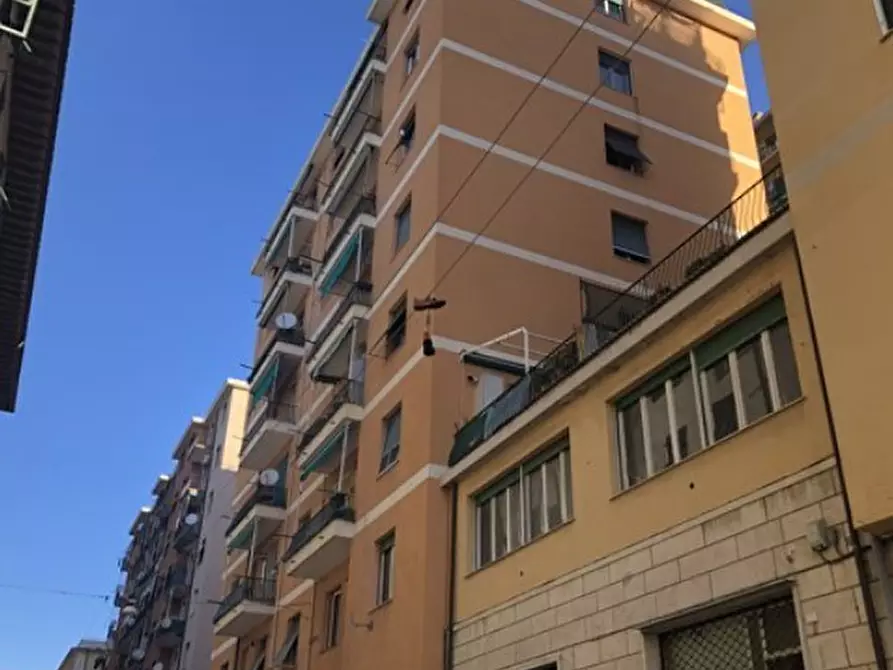 Immagine 1 di Quadrilocale in vendita  in Via Monte Nero 9 a Genova