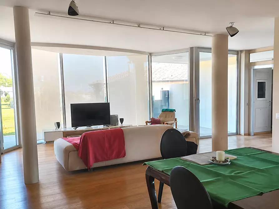 Immagine 2 di Pentalocale in vendita  in Via Montenotte 41 a Savona