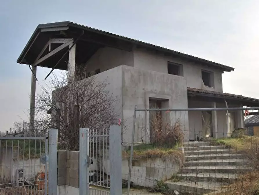 Immagine 1 di Villa in vendita  in Via Kennedy snc a Quargnento