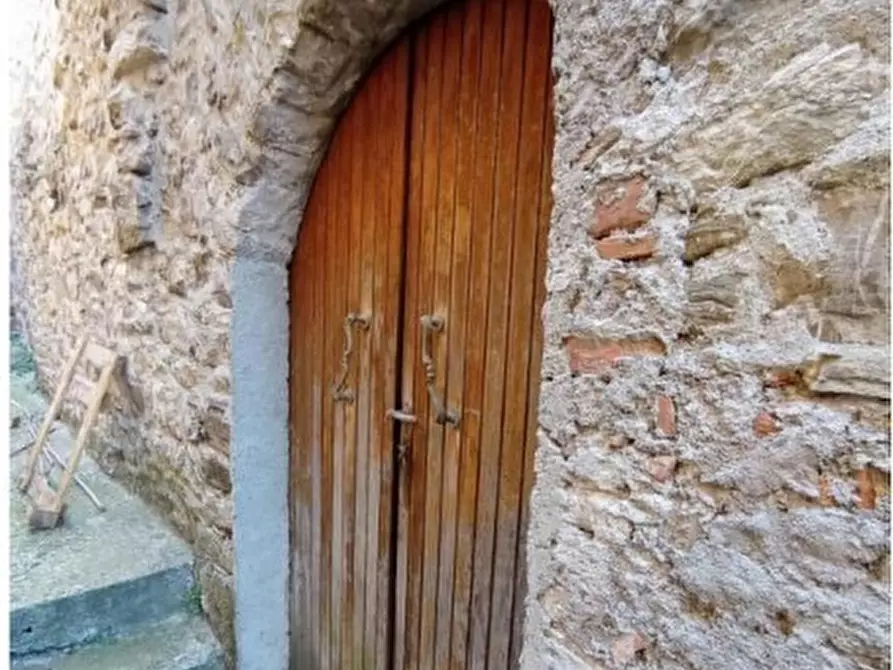 Immagine 7 di Quadrilocale in vendita  in Via Castello 45 a Sarzana