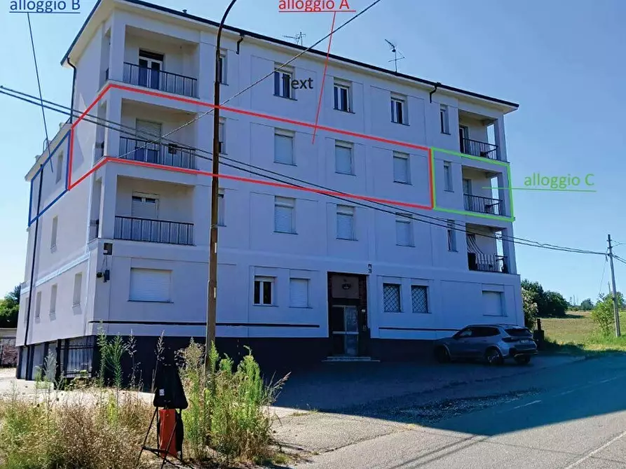 Immagine 1 di Pentalocale in vendita  in San Fosseto 132 a San Salvatore Monferrato