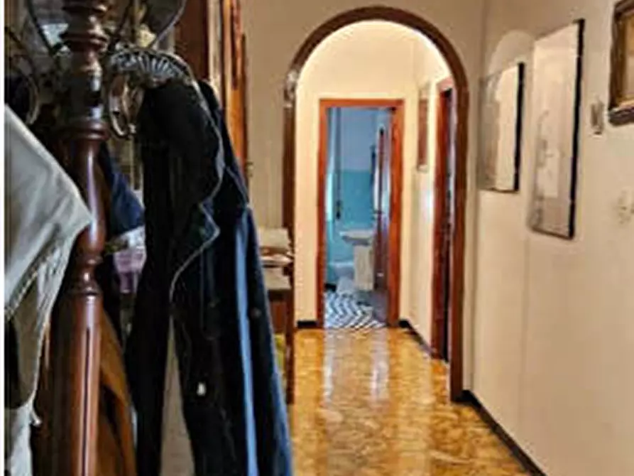 Immagine 3 di Quadrilocale in vendita  in Via Domenico Oliva 40 a Genova
