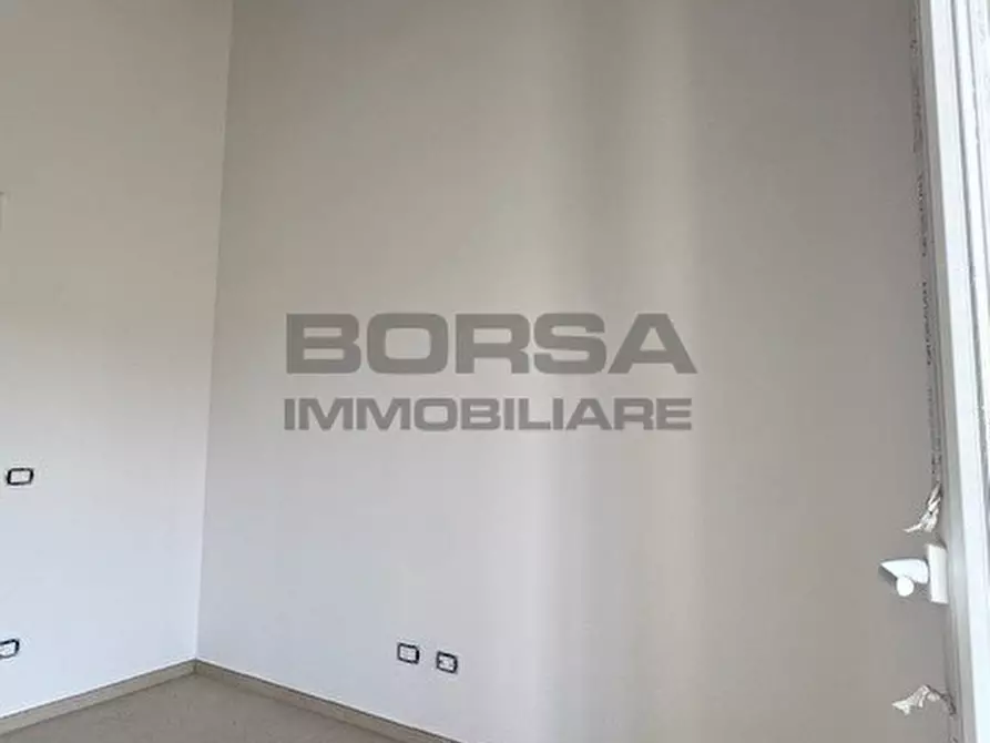 Immagine 13 di Appartamento in vendita  in Via delle Sorgenti 402 a Livorno