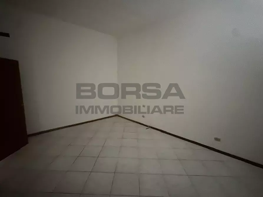 Immagine 15 di Bilocale in vendita  in Via Fagiuoli 6 a Livorno