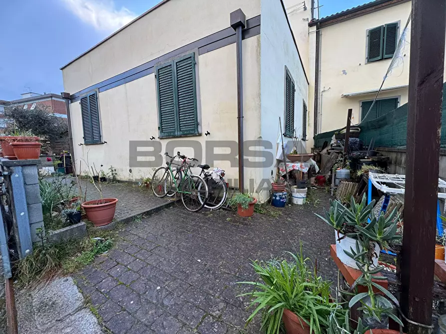 Immagine 21 di Quadrilocale in vendita  in Via Medaglie d'Oro della Resistenza 5a a Collesalvetti