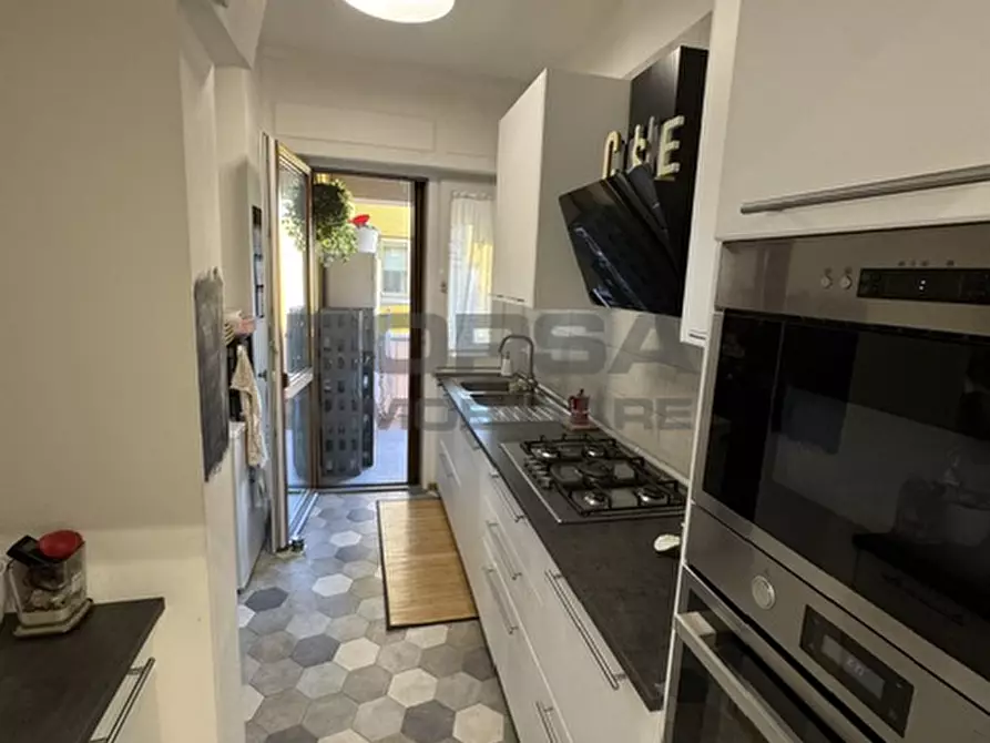 Immagine 8 di Appartamento in vendita  in Via Calzabigi 142 a Livorno