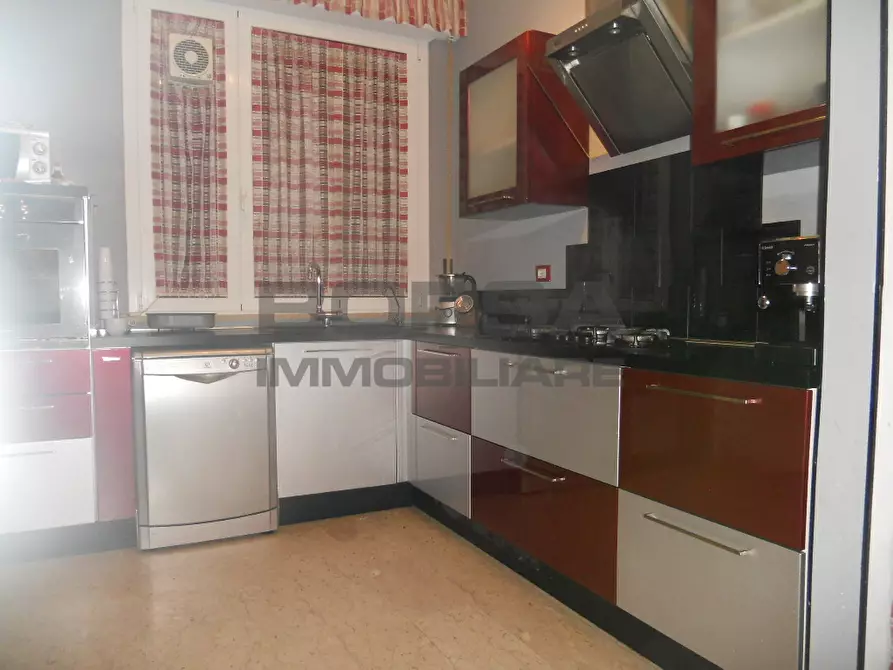 Immagine 16 di Appartamento in vendita  in Via Toti a Livorno