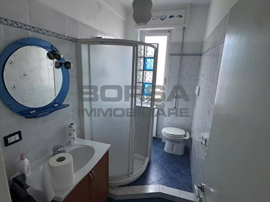 Immagine 17 di Bilocale in vendita  in Via del Riposo 1 a Livorno