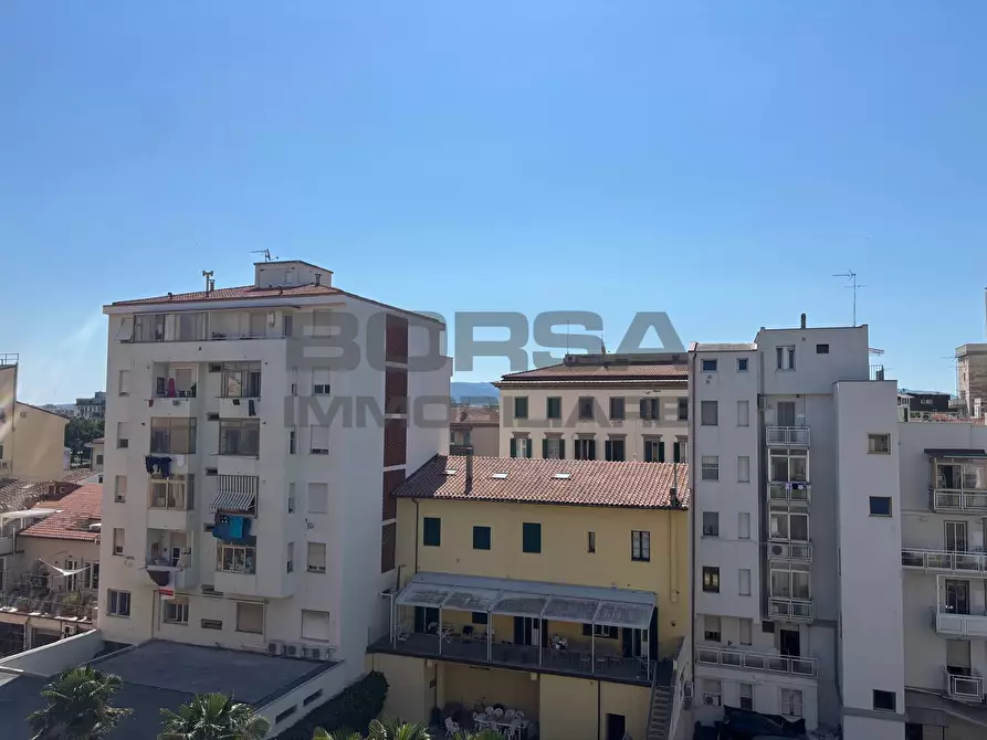 Immagine 17 di Pentalocale in vendita  in Via Enrico Mayer 67 a Livorno