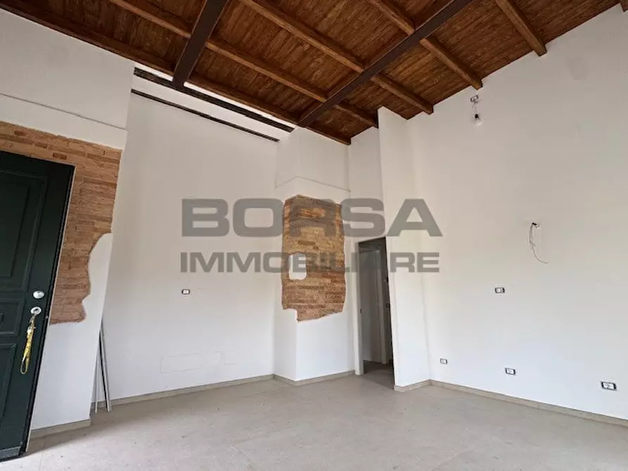 Immagine 8 di Appartamento in vendita  in Via delle Sorgenti 402 a Livorno