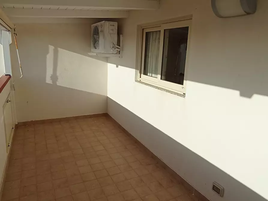 Immagine 11 di Mansarda in affitto  a Ragusa