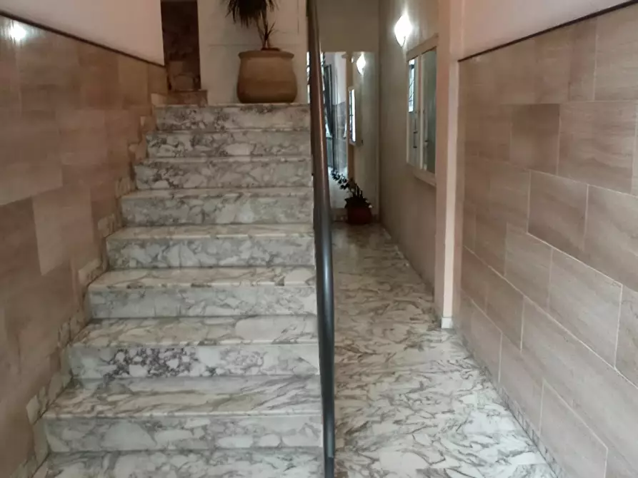 Immagine 13 di Quadrilocale in vendita  a Ragusa