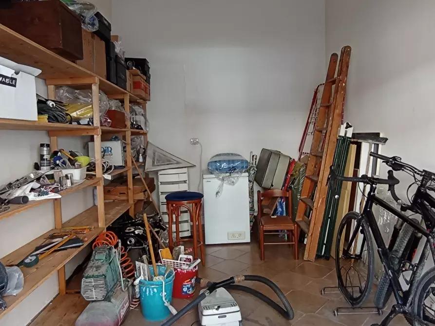 Immagine 26 di Pentalocale in vendita  a Ragusa