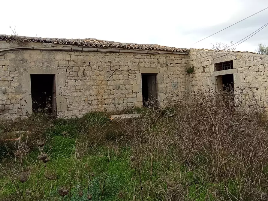 Immagine 8 di Rustico / casale in vendita  a Ragusa