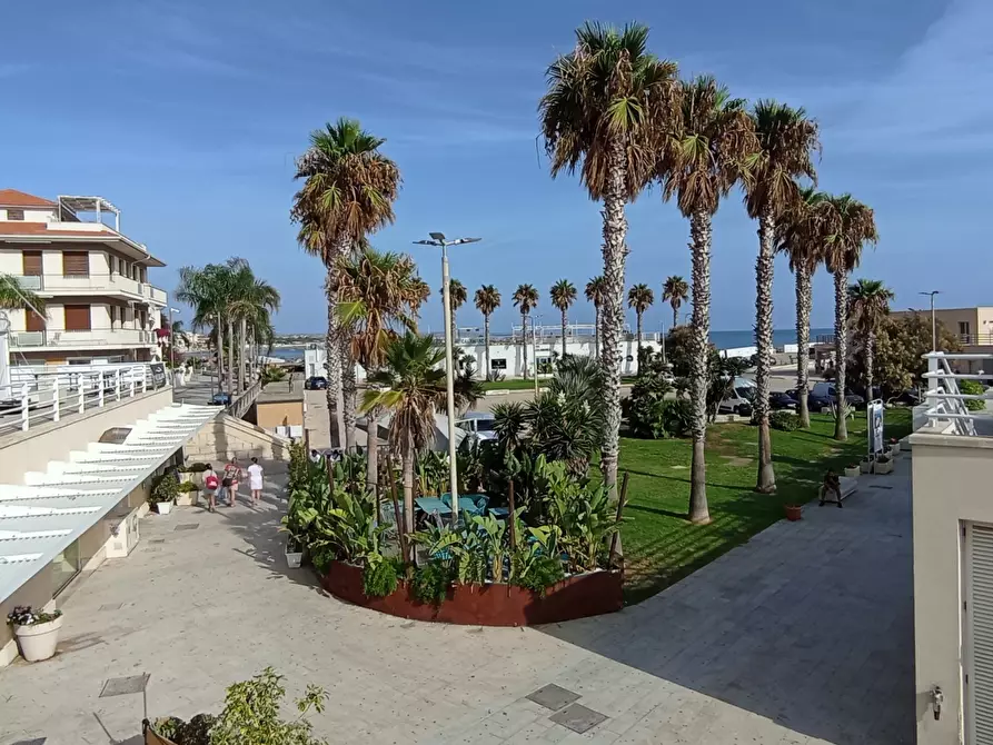 Immagine 17 di Villa in affitto  a Ragusa