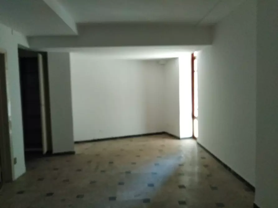 Immagine 2 di Ufficio in affitto  a Ragusa