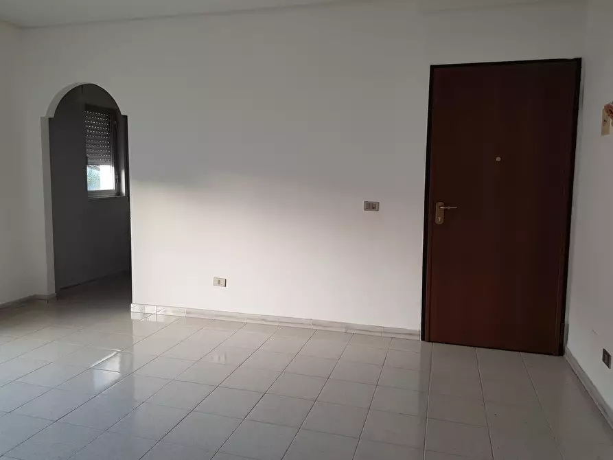 Immagine 21 di Pentalocale in vendita  a Ragusa