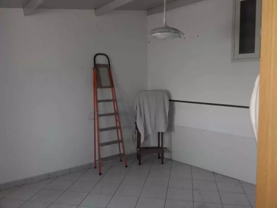 Immagine 7 di Palazzo in vendita  a Vizzini