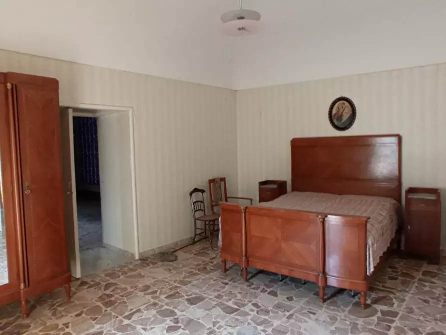 Immagine 18 di Casa indipendente in vendita  a Chiaramonte Gulfi