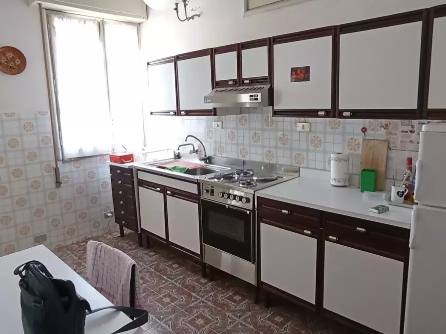 Immagine 18 di Pentalocale in vendita  a Ragusa