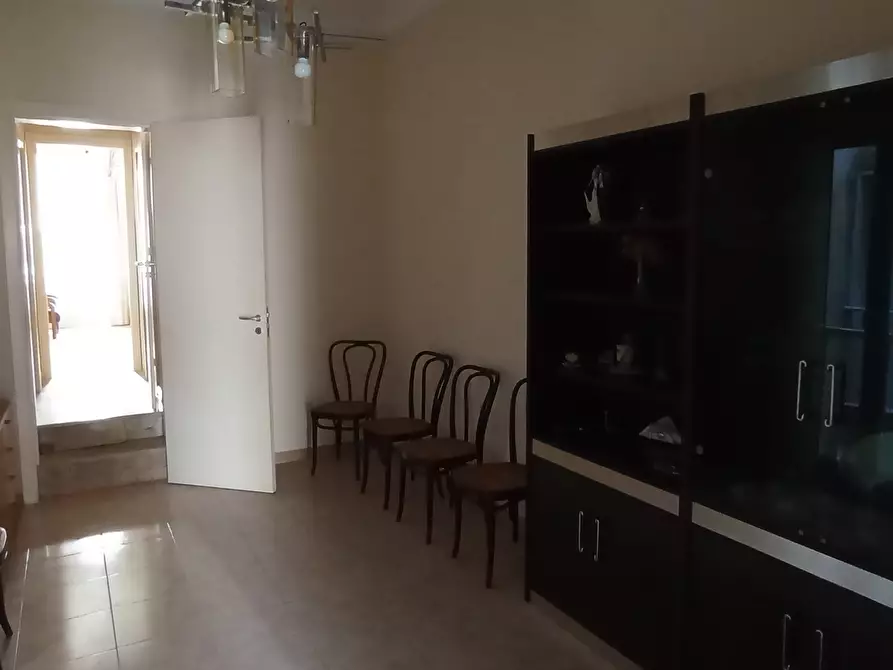 Immagine 2 di Casa indipendente in vendita  a Ragusa