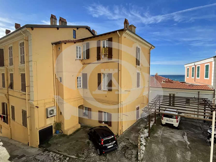 Immagine 15 di Trilocale in affitto  in Via Roma 9 a Ospedaletti