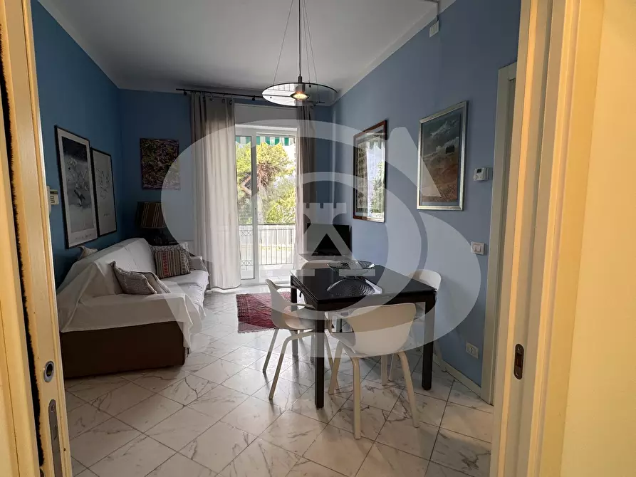 Immagine 26 di Bilocale in vendita  in Viale dei pepi 1 a Ospedaletti