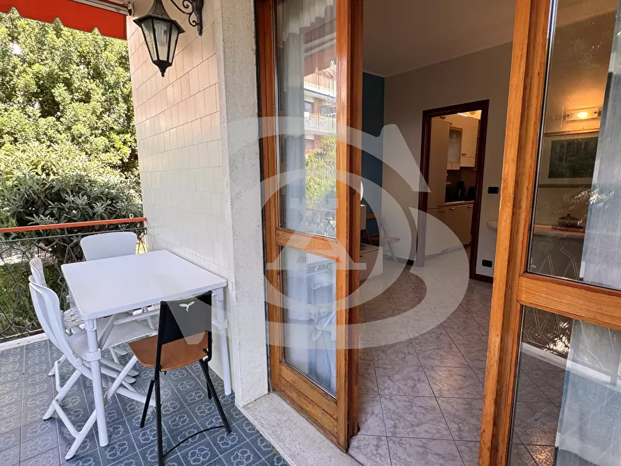 Immagine 28 di Bilocale in vendita  in Via Hope 10 a San Remo