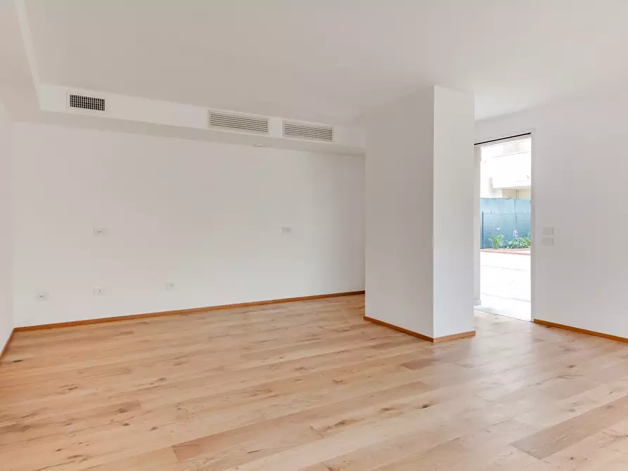 Immagine 5 di Quadrilocale in vendita  in Via L. C. Farini 291 a Cesena