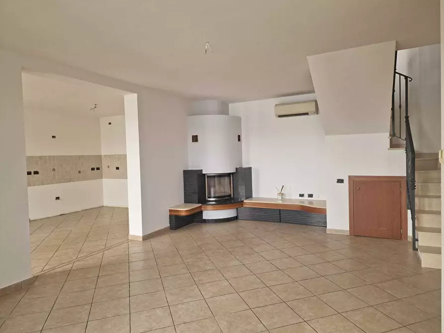 Immagine 3 di Villetta a schiera in vendita  a Meldola