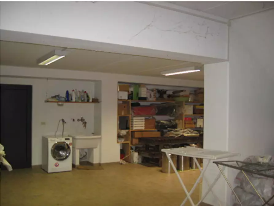 Immagine 5 di Villa in vendita  a Forli'