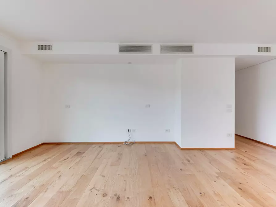 Immagine 45 di Quadrilocale in vendita  in Via L. C. Farini 291 a Cesena