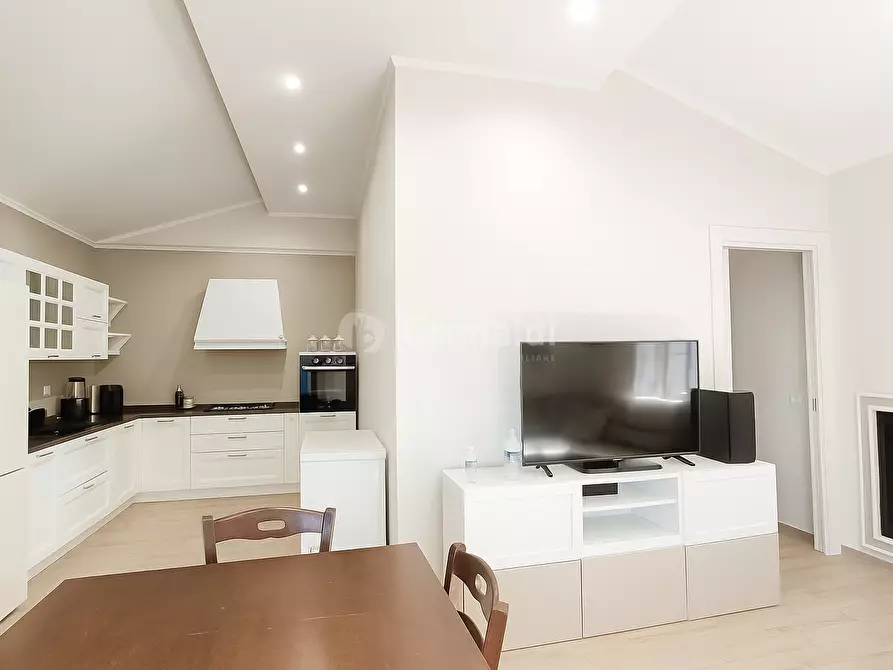 Immagine 13 di Villa in vendita  in Via Sperlonga 18 a Nettuno