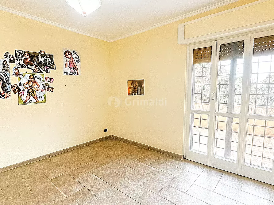 Immagine 9 di Trilocale in vendita  in Via Leonida Rech 58 a Roma