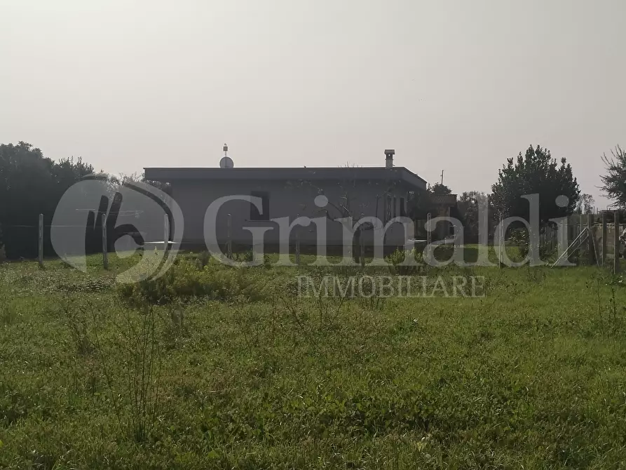 Immagine 1 di Terreno agricolo in vendita  in Via Lago di Sirino a Nettuno