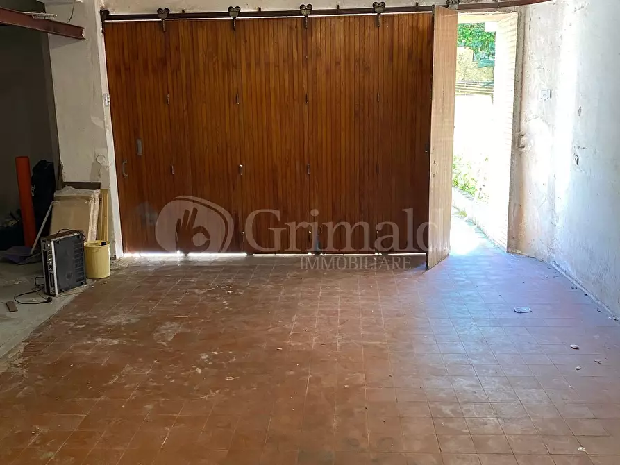 Immagine 16 di Garage in vendita  in VIA PEGASO 2 a Anzio