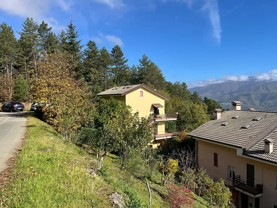 Immagine 16 di Bilocale in vendita  in Villaggio la Crocetta Tavarone 6 a Maissana