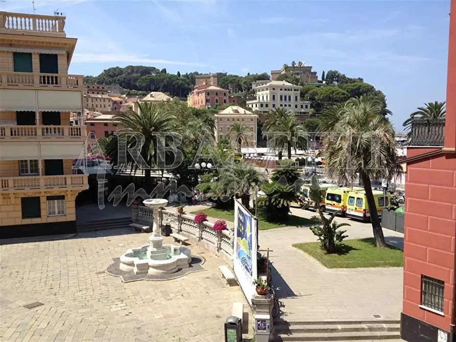 Immagine 1 di Bilocale in vendita  in Via Giuseppe Garibaldi 2 a Sestri Levante