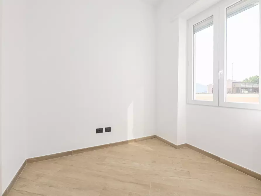 Immagine 15 di Trilocale in vendita  in Via Privata Pavia 60 a Sestri Levante